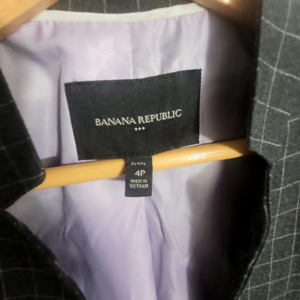 Banana republic blazer - Picture 2 of 4